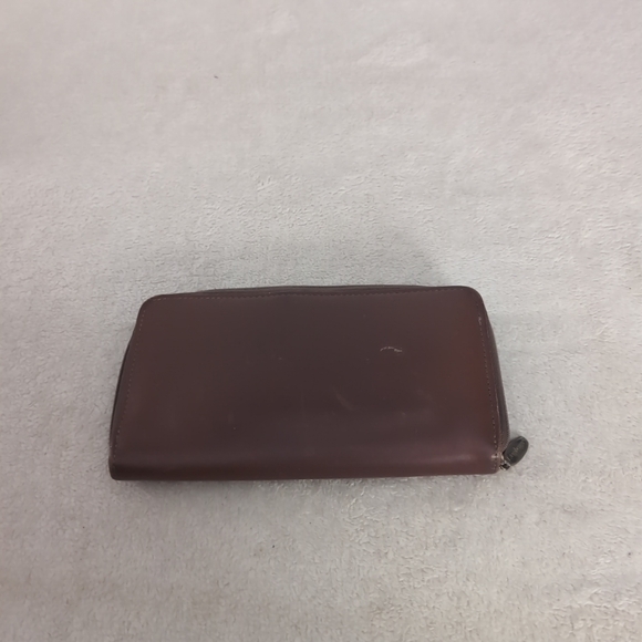 longaberger Handbags - Longaberger Zip Around Leather  Wallet tMulti Compartment Brown 7”x 4” Womens